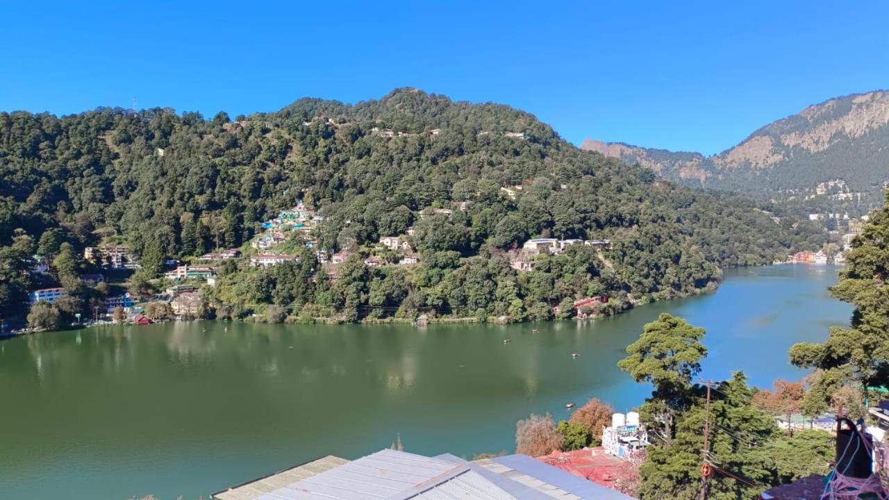 Hotel Surya Lake View Nainital Ngoại thất bức ảnh